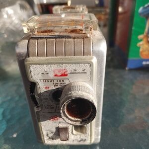 Vintage Brownie 8 MM Camera Tested And Works